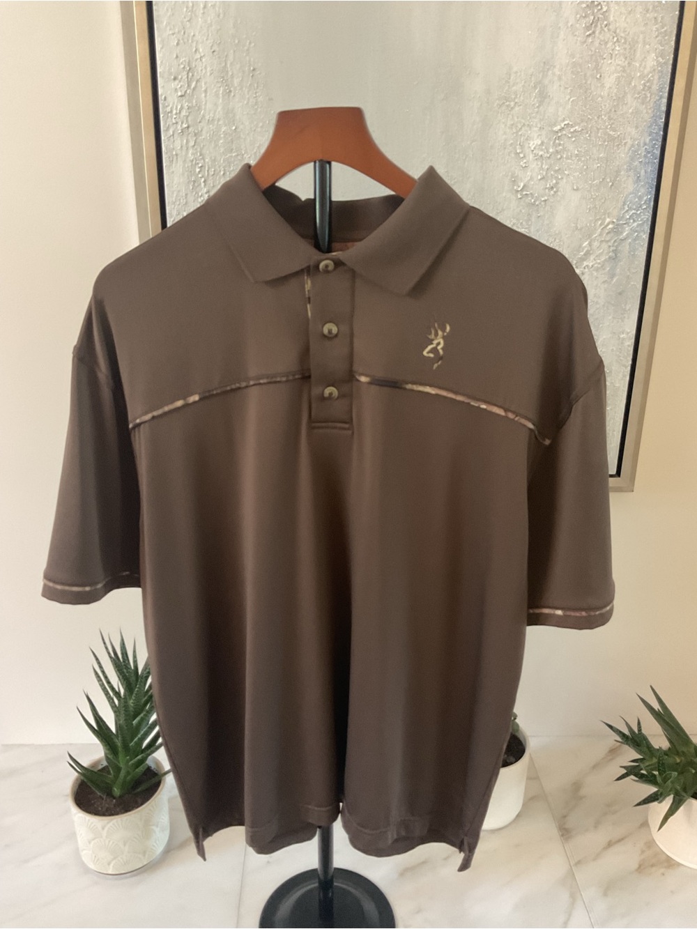 Browning Men’s Performance Polo Shirt in Brown .